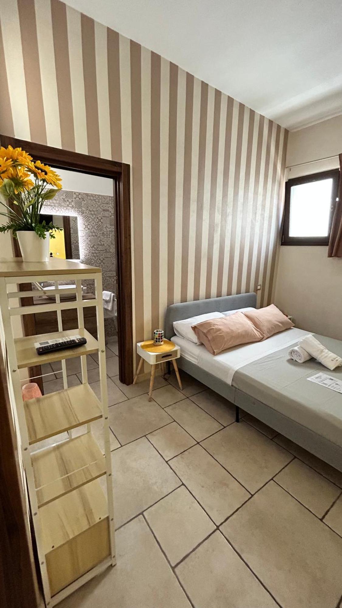 Standard Room Pulsano Exterior foto